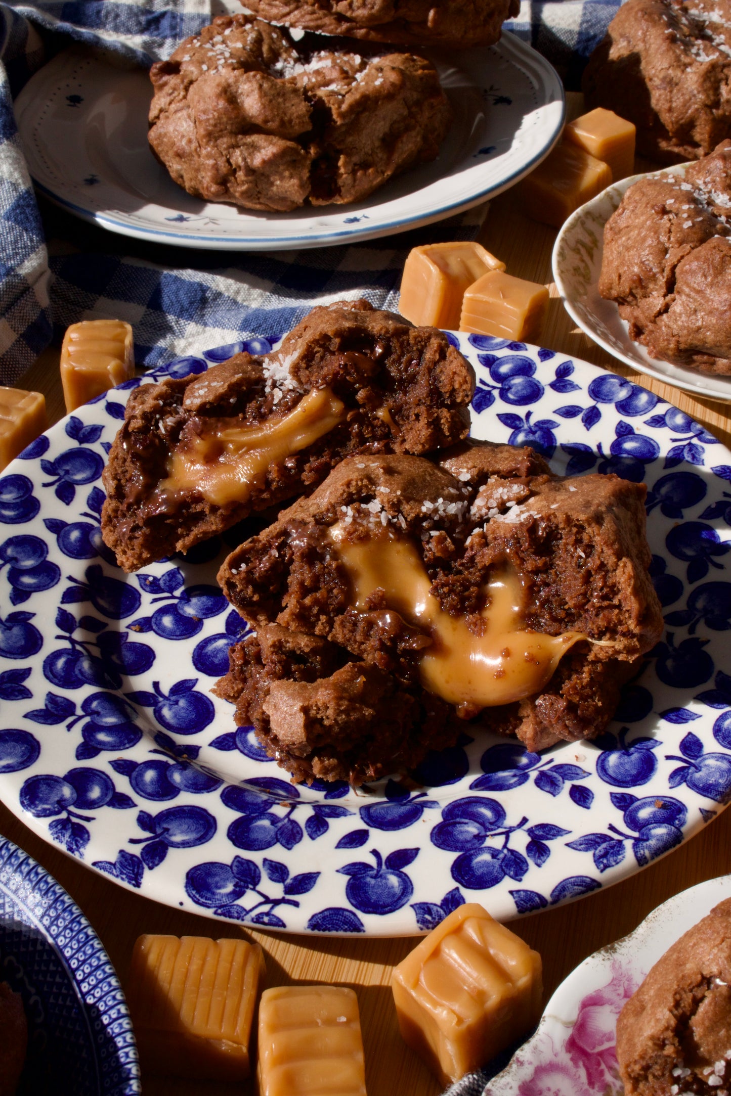 Chocolate Salted Caramel Cookie Box (FREE SHIPPING)
